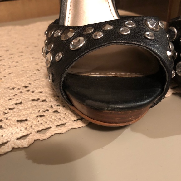 Fergie “Bedaze” Black Leather Rhinestone Pumps - Picture 6 of 8